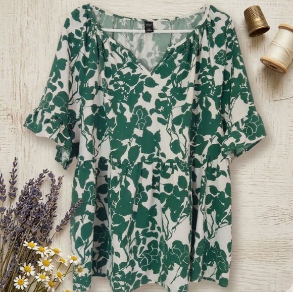 Emery Rose Tops - Emery Rose Floral Babydoll Peplum Ruffle Flutter Sleeve V-Neck Blouse Green 2XL